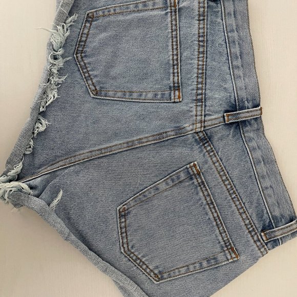 SUPERDOWN -  kathleen denim short - Picture 3 of 5